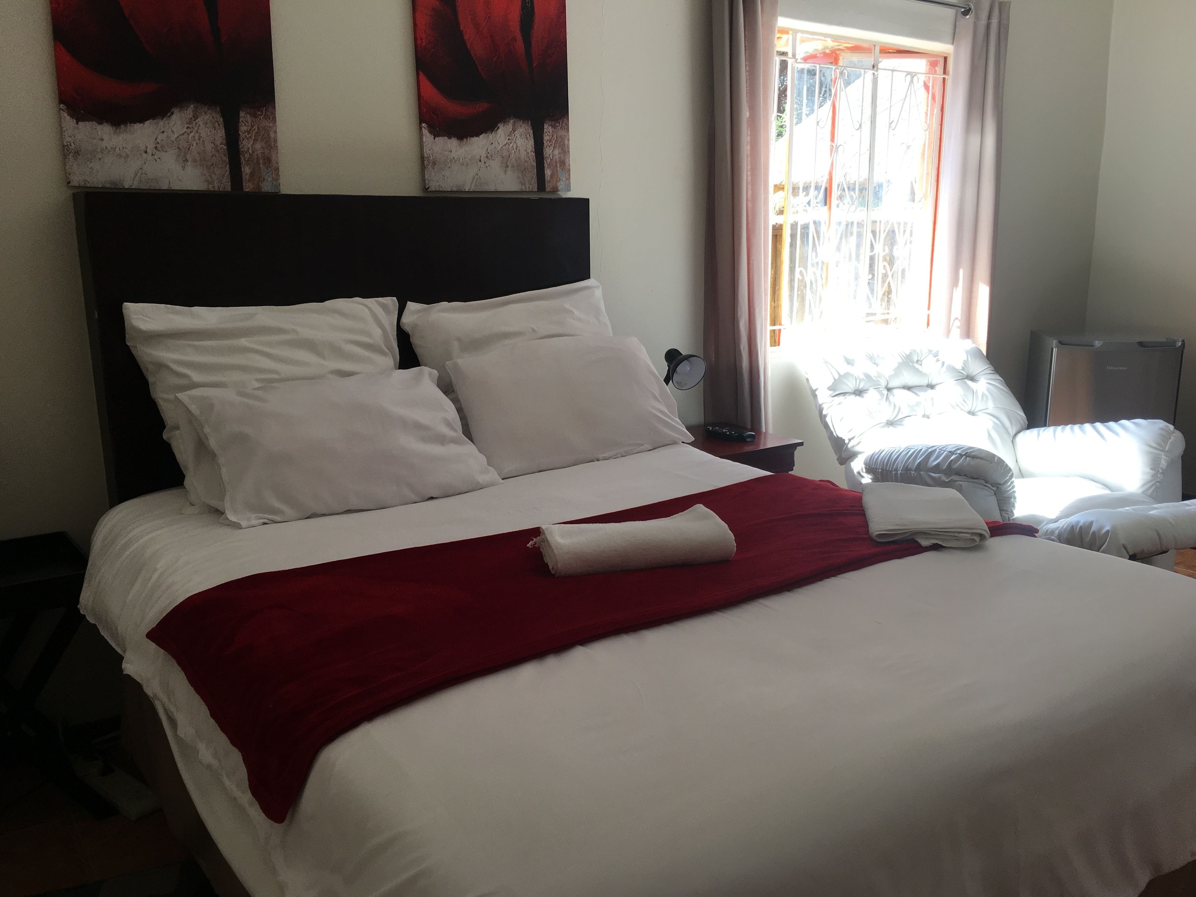 สแตนดาร์ดสตูดิโอ, เตียงควีนไซส์ 1 เตียง | ห้องพักตกแต่งอย่างมีเอกลักษณ์, ตกแต่งพิเศษโดยเฉพาะ, โต๊ะทำ งาน