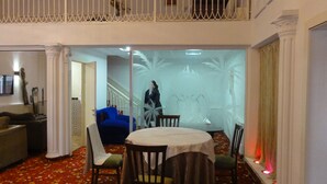 Interior entrance - Park Villa (Shymkent)