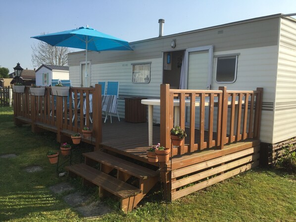 Terrace/patio - mobile home, fully equipped (Mers les Bains)