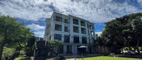 Façana frontal de l'allotjament