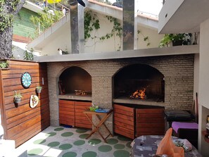 BBQ/picnic area - Apartments Mistral (Omis)