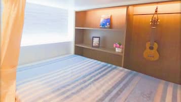 6 bedrooms