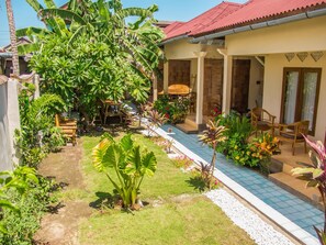 Property grounds - Mandalika Cottage (Gili Trawangan)
