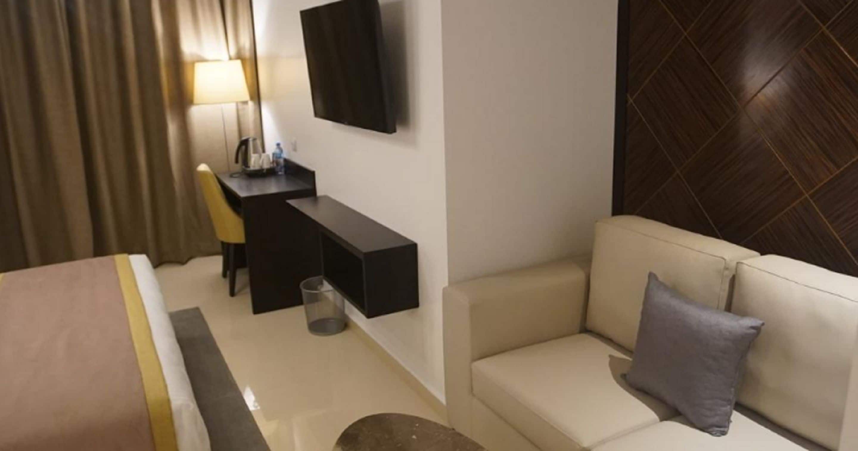 Foto - Hotel Best Night 2