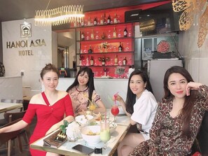 Breakfast, lunch and dinner served - Hanoi Asia Hotel (Hanoi)