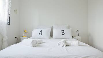 Sunny Apartments Luxury 2BR @City Centre with Balcony
