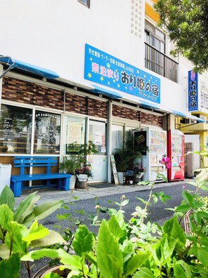 Exterior detail - Ishigaki no Sudomari Orihime no Yado (Ishigaki)