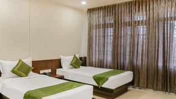 Standard Room | Desk, iron/ironing board, rollaway beds, free WiFi