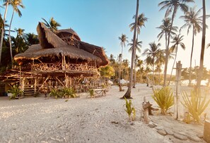 Restaurant - Dryft Darocotan Island - Campsite, Adults Only (El Nido)