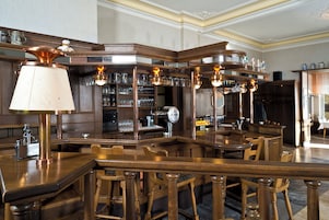 Bar (en la propiedad)