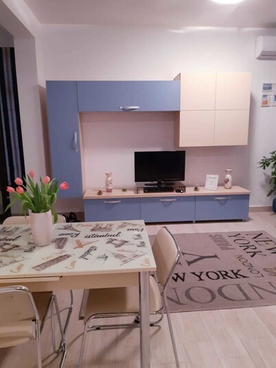 APARTAMENT TWO IRA BEACH
