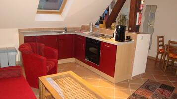 Apartment, 1 Bedroom (Heuboden) | Private kitchen