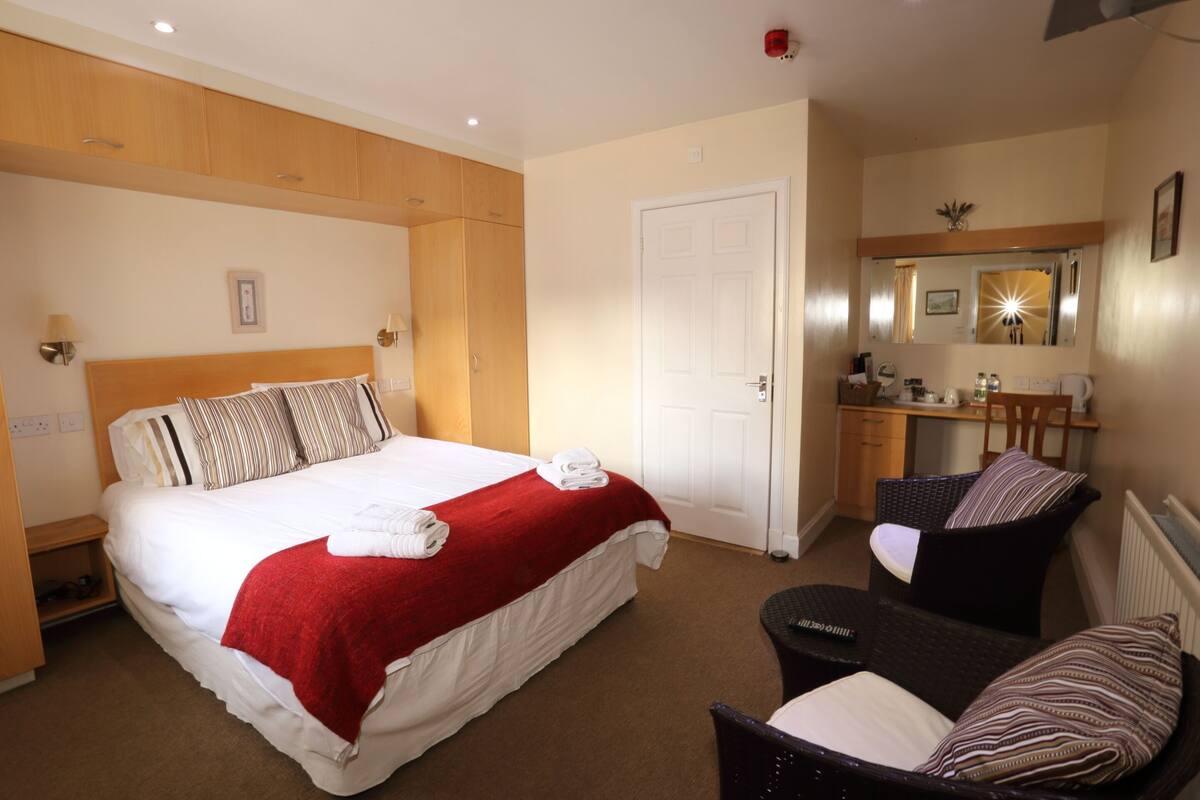double room, accessible, ensuite (family)
