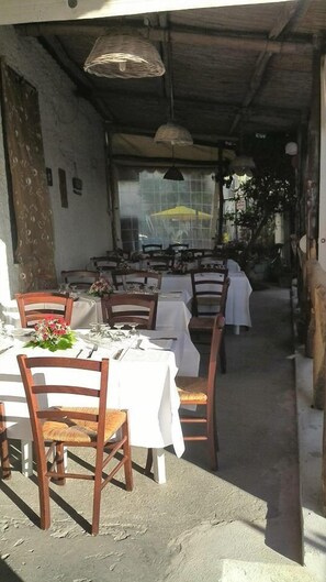 Restauration extérieure