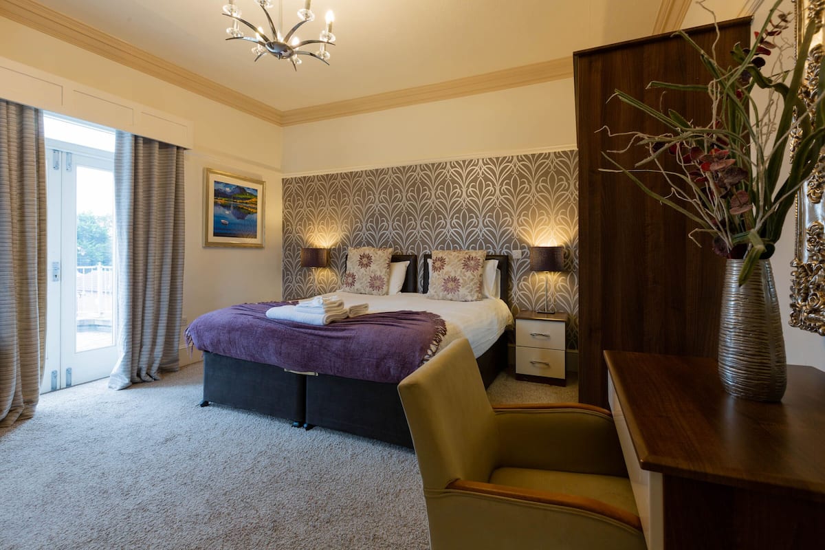 super king double room | memory-foam beds, rollaway beds, free wifi, bed sheets