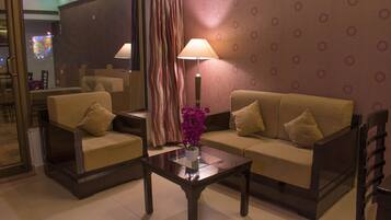 Executive Suite, 1 Double Bed | Living area | LED TV