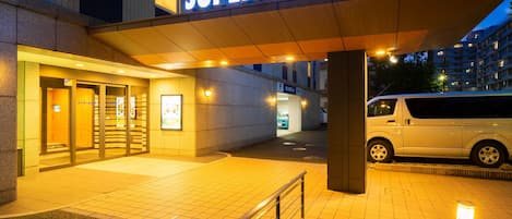 Façade de l’hébergement - soirée/nuit