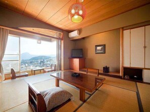 Living area - Kannawa Onsen Yukemuri No Sato Azumaya (Beppu)
