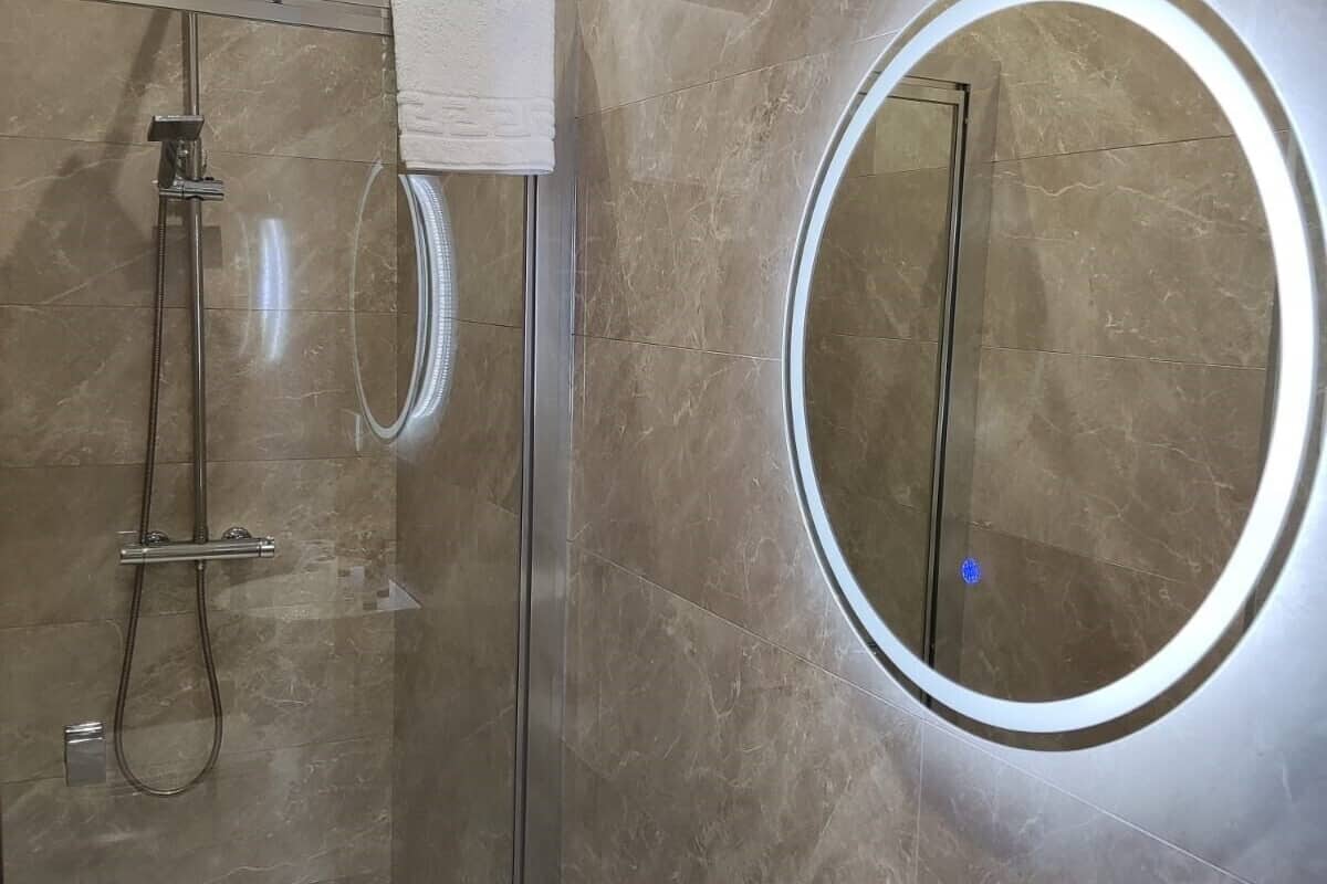 double or twin room, city view | bathroom | free toiletries, hair dryer, towels