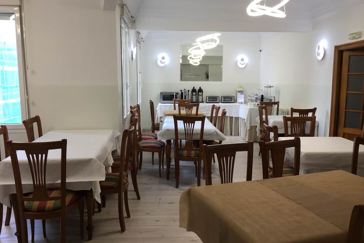 daily buffet breakfast (eur 7.5 per person)