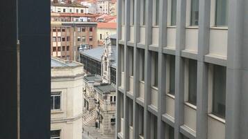 Driepersoonskamer | Uitzicht op de stad