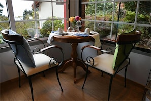 Deluxe Chalet, 1 Bedroom, Garden View (Camelia) | Living area