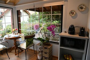 Deluxe Chalet, 1 Bedroom, Garden View (Camelia) | Living area