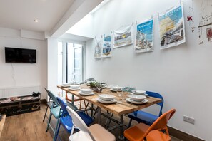 In-room dining - Birch Brighton City Centre (Brighton)