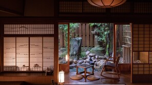 Interior - Tamaikan (Matsue)