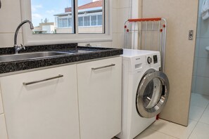 Uklassifisert bilde, 2 av 30, knapp