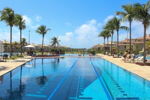 Interior - Penthouse Apartment with Hot Tub near Beach (Aquiraz)
