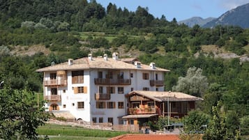 Fachada da propriedade