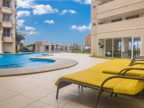 Outdoor pool - Apartamento Frente Mar 2 Quartos (Fortaleza)