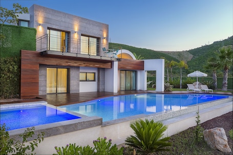 Exterior. Alya Sierra Bodrum