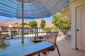 Villa (2 Bedrooms) | Balcony - Villa Antonella (Palm Springs)