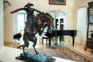 Interior - Villa Tuscany (Miami Beach)