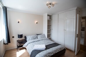 公寓, 2 间卧室 | 2 多间卧室、熨斗/熨衣板、免费 WiFi、床单