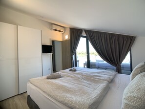 3 Schlafzimmer, Zimmersafe, Bügeleisen/Bügelbrett, WLAN