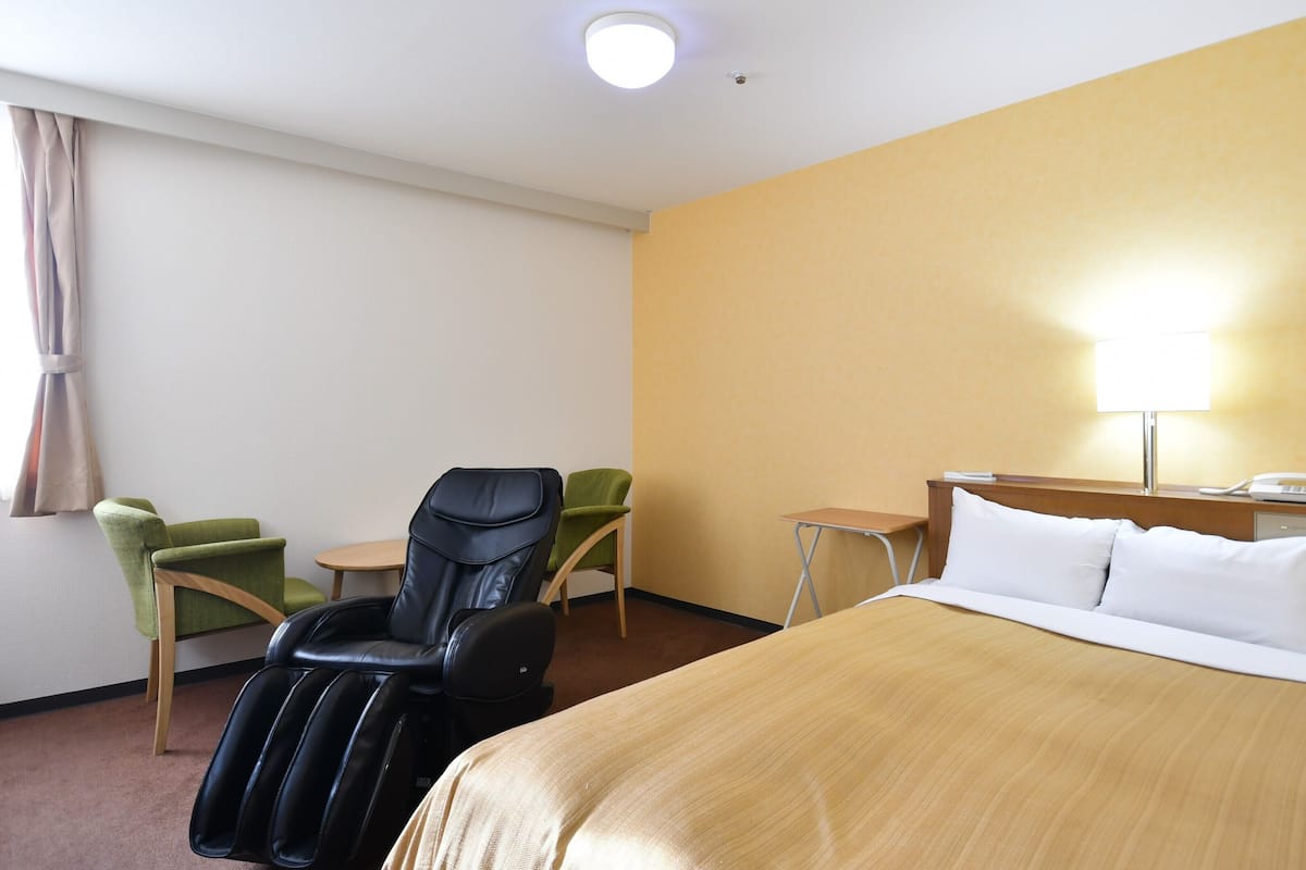 1 bedroom, desk, free WiFi
