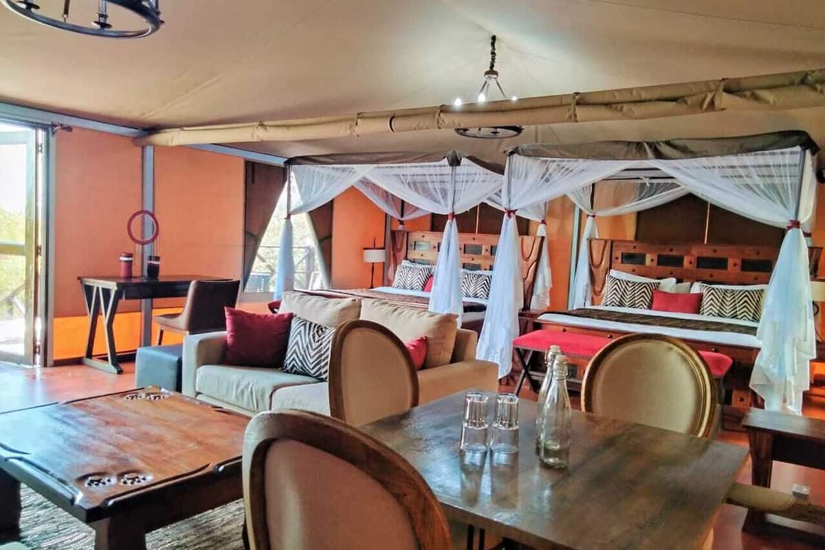 Deluxe kamer, 1 twee- of 2 eenpersoonsbedden, meerdere bedden, uitzicht op bergen | Executive lounge