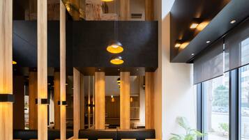 朝食 (ビュッフェ)、毎日提供 (1 名様 1500 JPY)