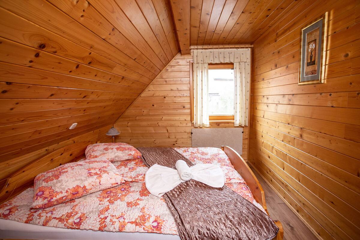 Appartement Familial, vue jardin | 1 chambre, coffres-forts dans les chambres