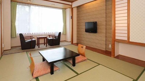 Living room - Higashiyama Park Hotel Shinfugetsu (Aizuwakamatsu)