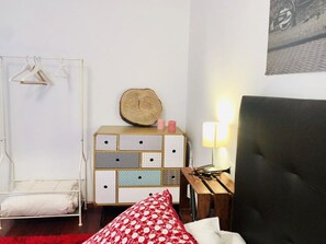 1 bedroom, WiFi, bed sheets, wheelchair access