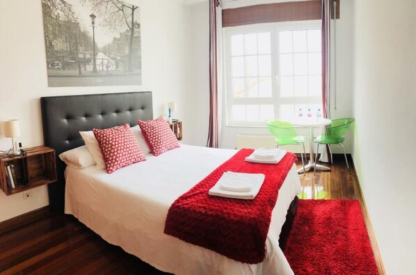 1 bedroom, WiFi, bed sheets, wheelchair access