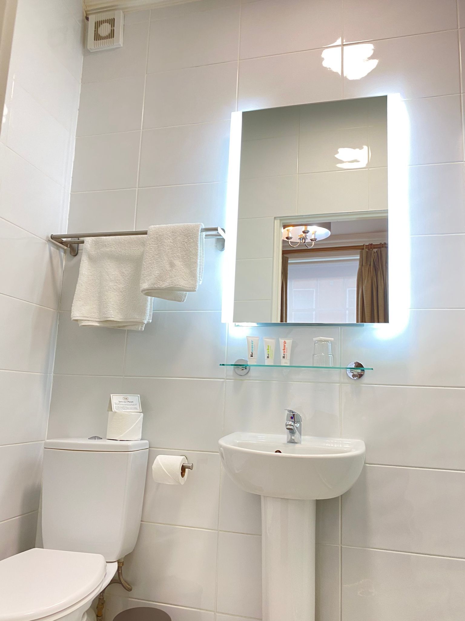 standard single room | in-room safe, desk, laptop workspace, free wifi