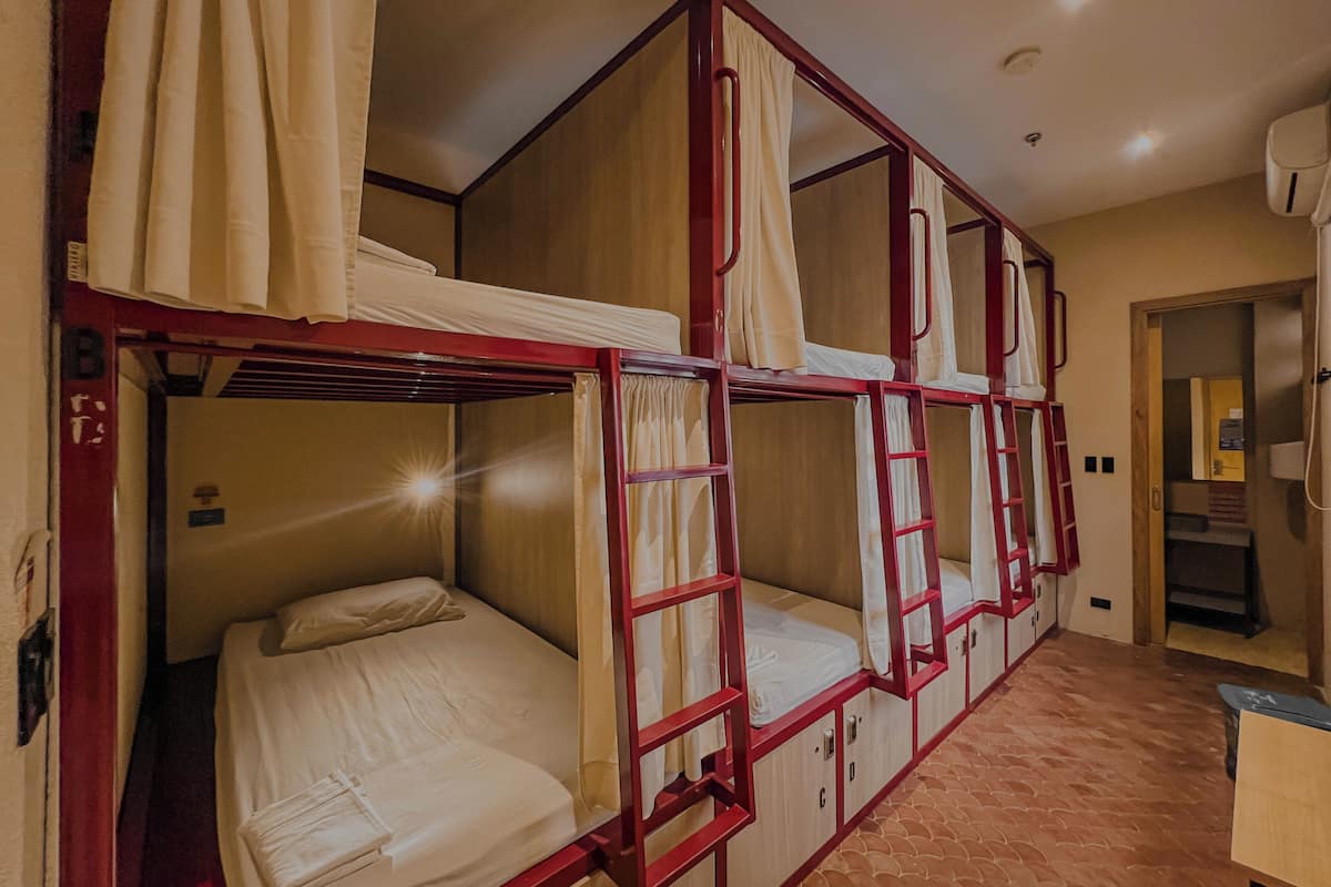 Gemeinsamer Schlafsaal, Gemischter Schlafsaal (4 Bunk Beds, 8 People)