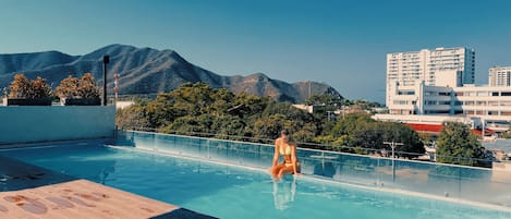 Alberca al aire libre