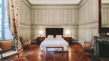 Premium bedding, individually decorated, individually furnished