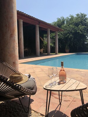 Suite, vistas a la piscina | Vistas desde la habitación